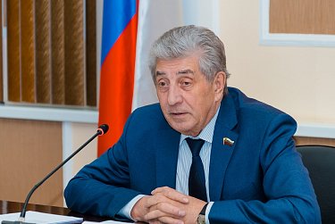 Депутаты определились с датой заседания